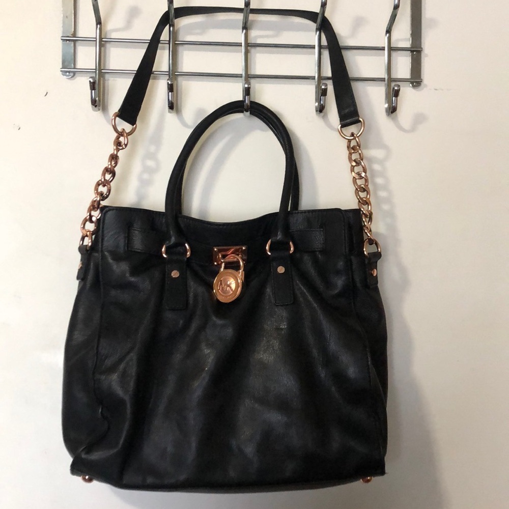 Micheal Kors black leather bag